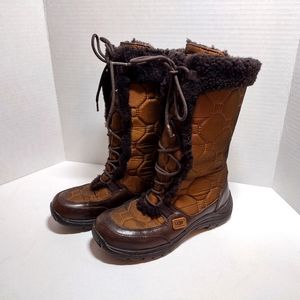 UGG Capstone Quilted Boots Women 7 Brown Chestnut Mocha
